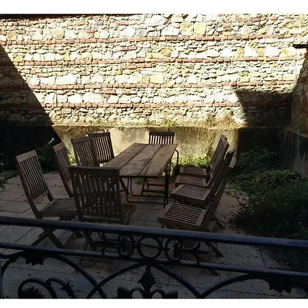 Dom wakacyjny Grande Maison Ancienne Simple Et Spacieuse.